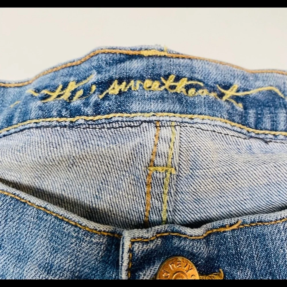 Old Navy The SweetHeart Faded Light Wash Blue Denim Jeans Size 12_3